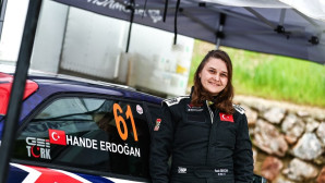 Kadınlara İlham Veren Şampiyon: Hande Erdoğan Otomobil Sporlarında Tarih Yazıyor