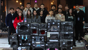 Samsun’da OMÜ’lü Öğrencilerden Sokak Kedilerine Sıcak Yuva