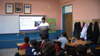 OMÜ’lü Öğrenciden Akran Zorbalığı Sunumu