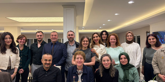 İletişim Fakültesinden, Doç. Dr. Nurhayat Yoloğlu’na Ahde Vefa Veda Yemeği