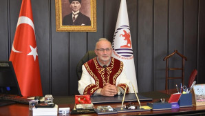 OMÜ Rektörü Prof. Dr. Yavuz Ünal Görevi Törenle Devraldı