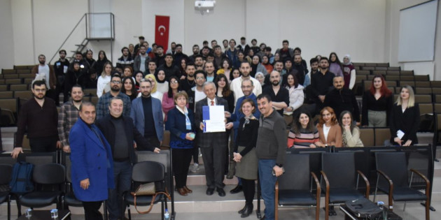 OMÜ İletişim Fakültesinde 10 Ocak Çalışan Gazeteciler Günü Söyleşisi Gerçekleştirildi